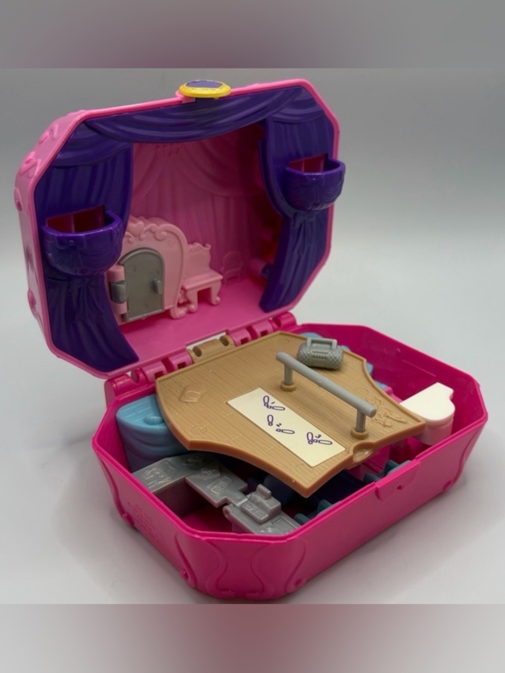 2018 Mattel Polly Pocket Tiny Twirlin Music Box Ballerina Playset Compact, Pink
